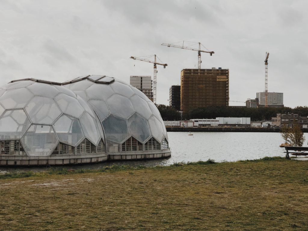 Solar-Powered Floating Pavilion is an Experimental Climate-Proof Development