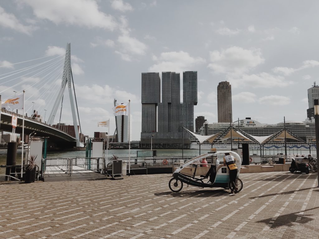 Rotterdam on bike Willemsbrug Bridge