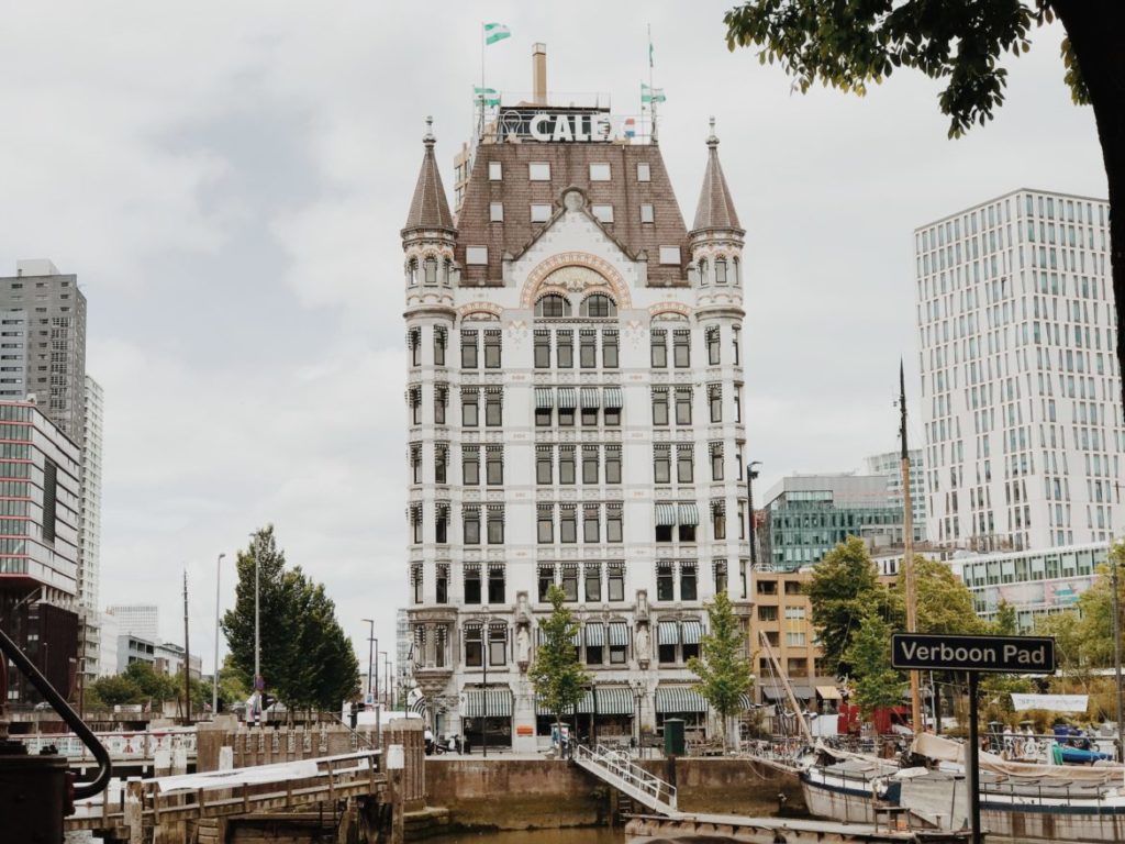 Het Witte Huis Rotterdam, Art Nouveau, arch. Willem Molenbroek