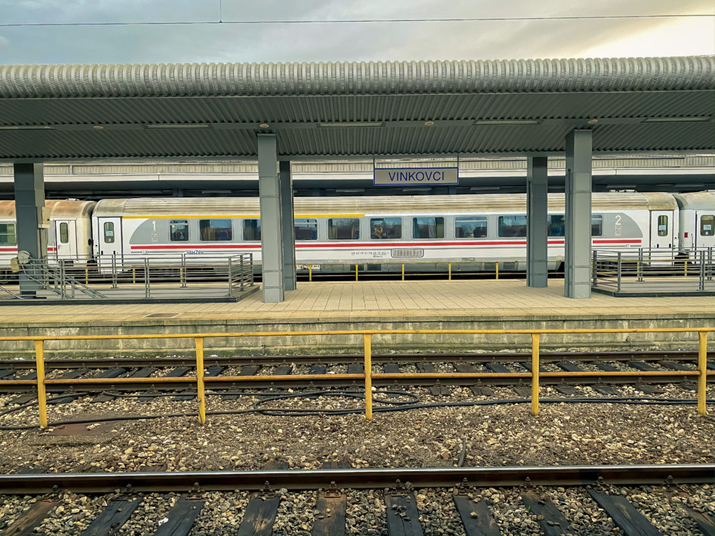 Vinkovci railway station, the busiest station in Ex-Yugoslavia 1 Vinkovci railway station, the busiest station in Yugoslavia